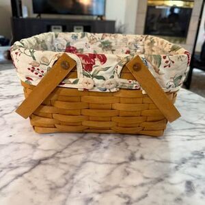 Longaberger Pie Cake Basket 2tiered detachable floral cloth plastic liner picnic